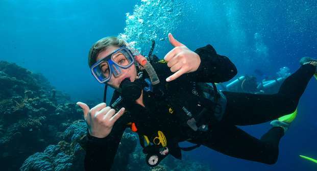 3b5e02d4-gbr-australia_10h90bi0h909b00001301o