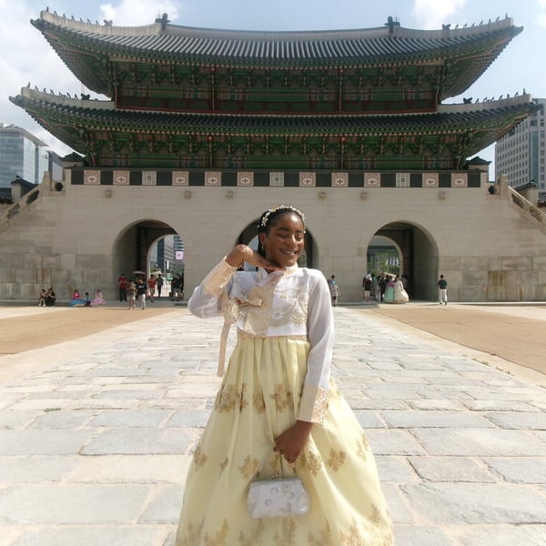 Teenager in Hanbok at Gyeongbokgung Palace